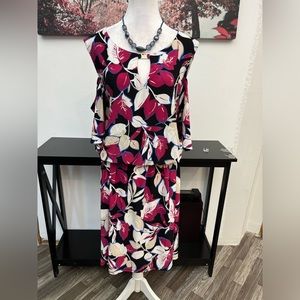 Roz & Ali Women’s Plus Blouson  Dress Floral Cold  Shoulder Size 3XL Round Neck